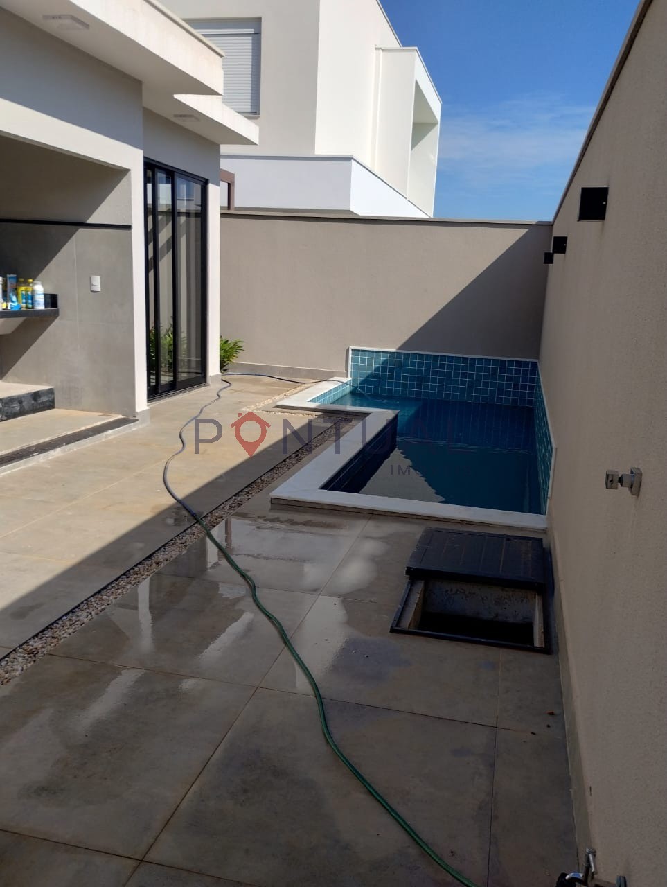 Casa à venda em Marília em condomínio fechado! Venha conhecer!