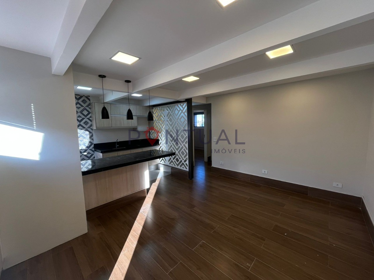 Alugue já este incrível apartamento de 2 quartos no Jardim Maria Izabel, Marília-SP! 70m², 1 vaga de garagem.