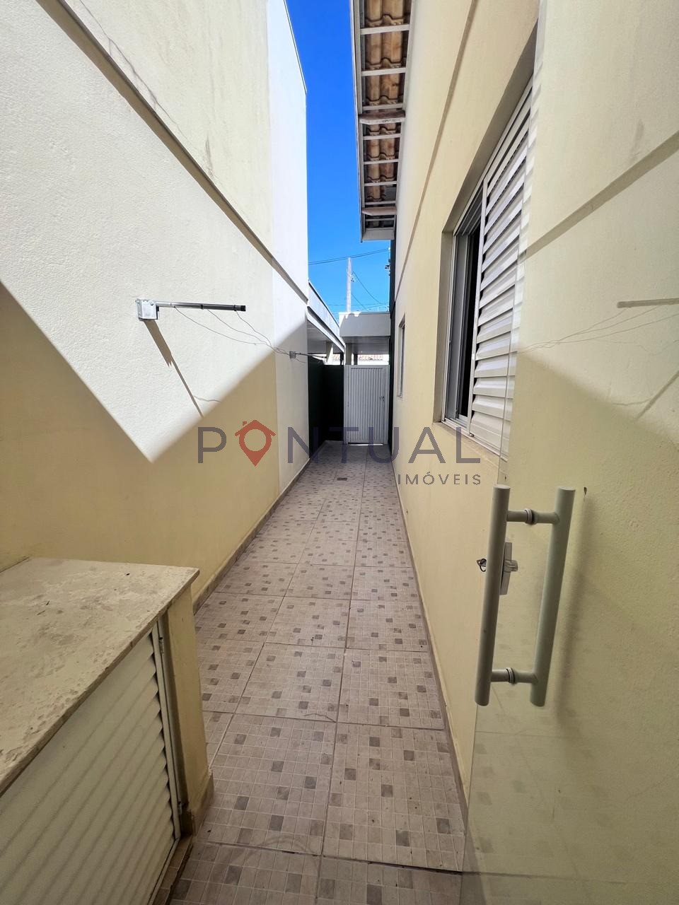 Casa à venda em marília no condomínio fechado residencial vi