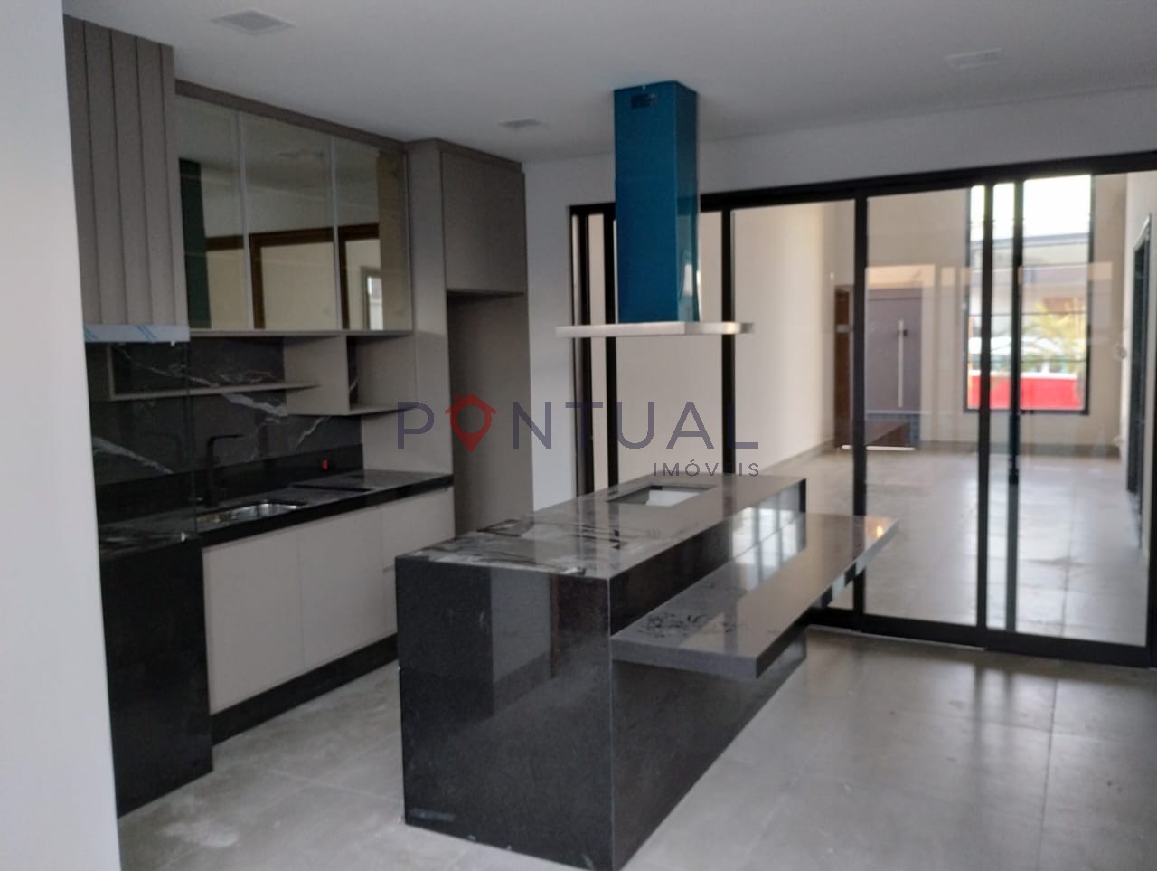 Casa à venda em Marília em condomínio fechado! Venha conhecer!