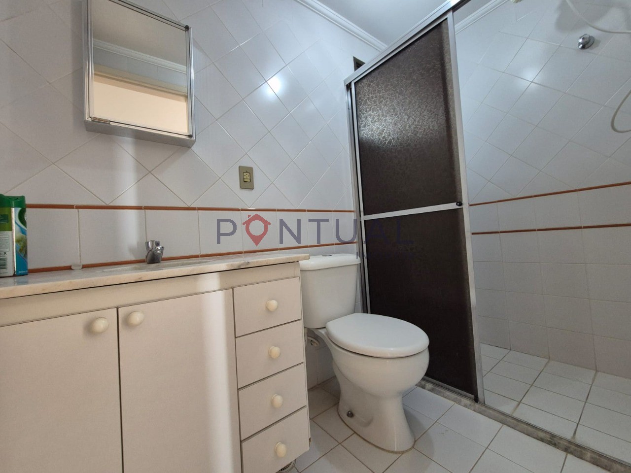 Apartamento para alugar em Marília no Edifício Portland. Visite, negocie e alugue com a Pontual Imóveis uma das melhores imobiliárias em Marília SP