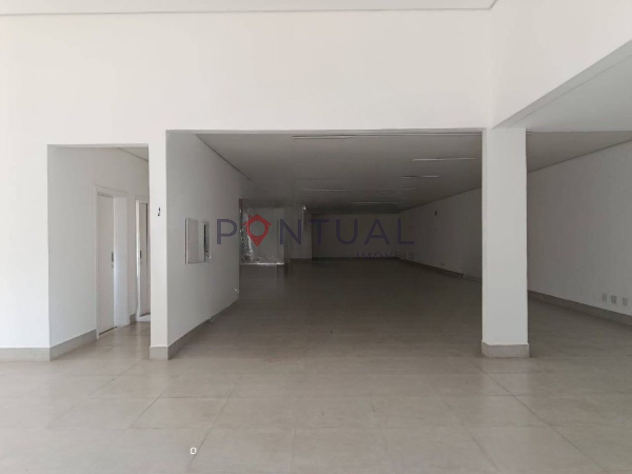 Salão Comercial para alugar no Centro de Marília-SP. Agende sua visita!