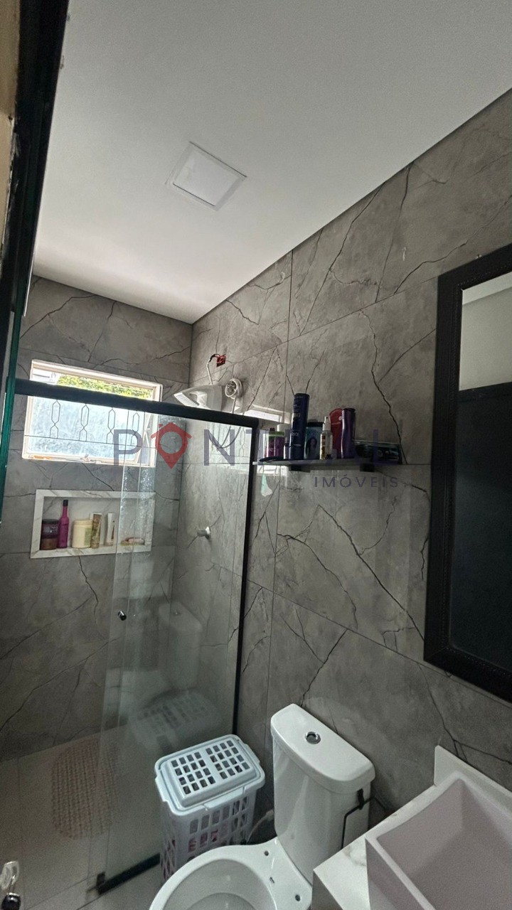 Casa à venda de 3 dormitórios no jardim planalto em marília 