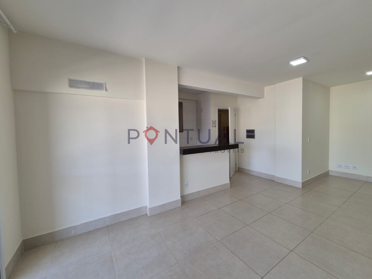 Apartamento à venda no edifício moreira, proximo ao shopping