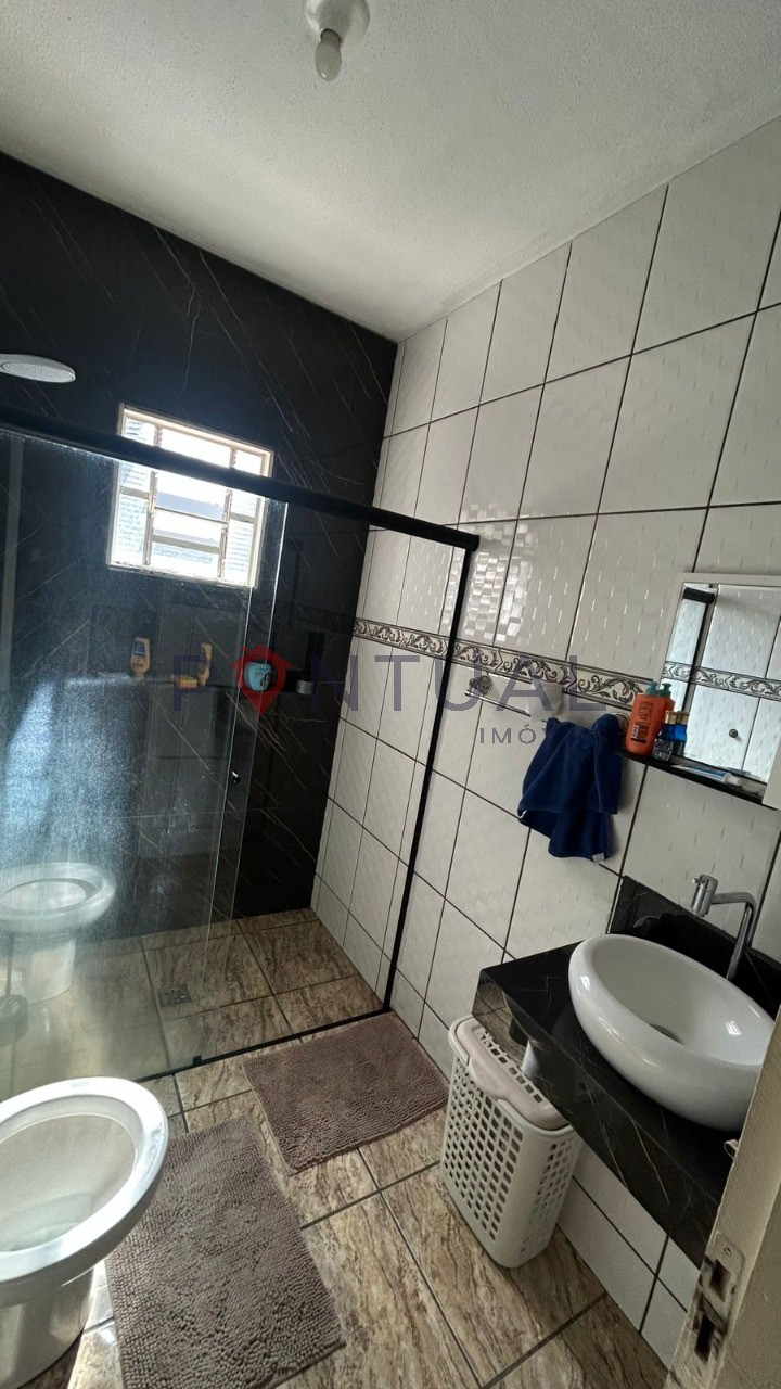 Casa à venda de 3 dormitórios no jardim planalto em marília 