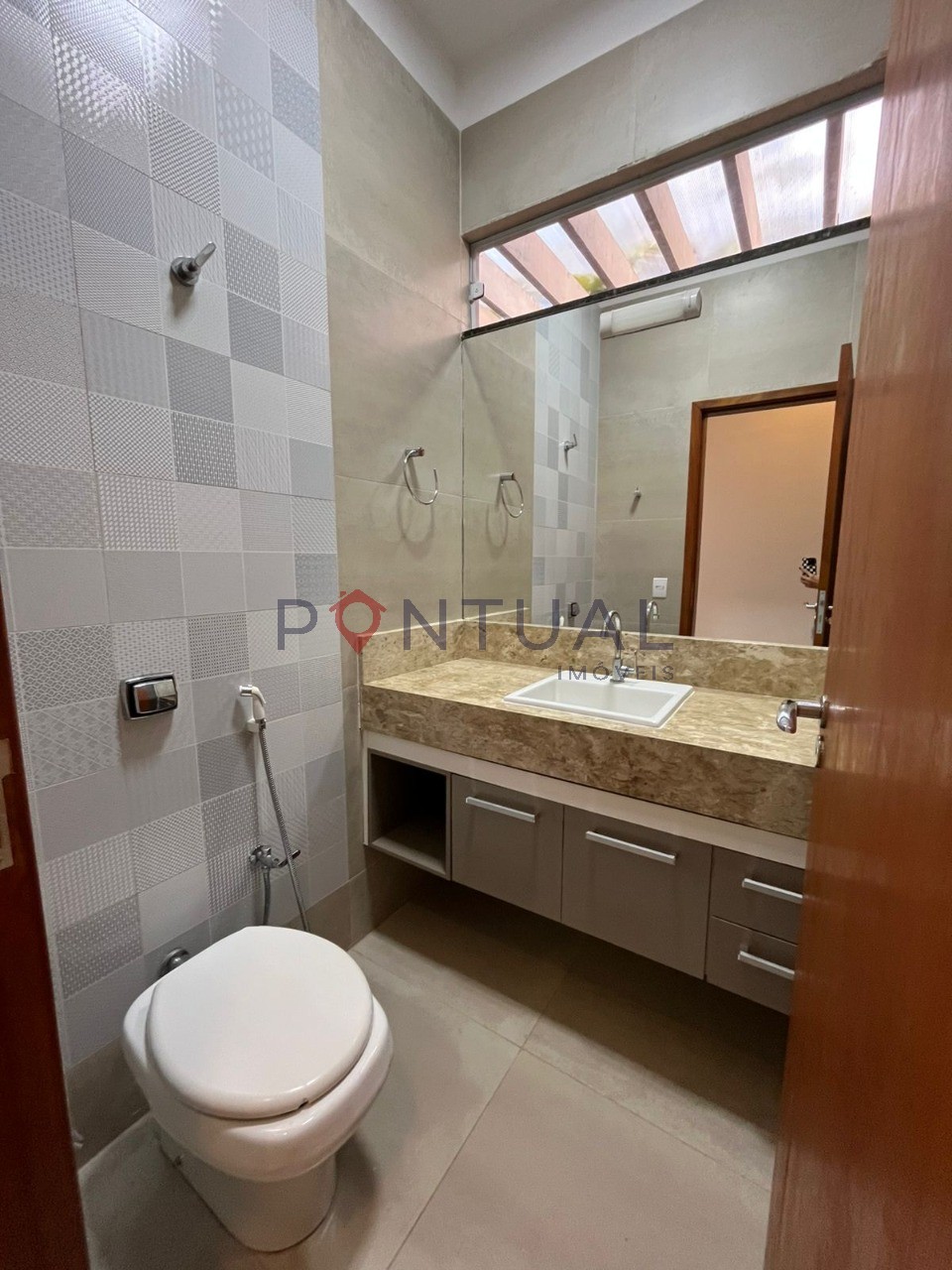 Casa para alugar em marília no bairro jardim esplanada. Simu