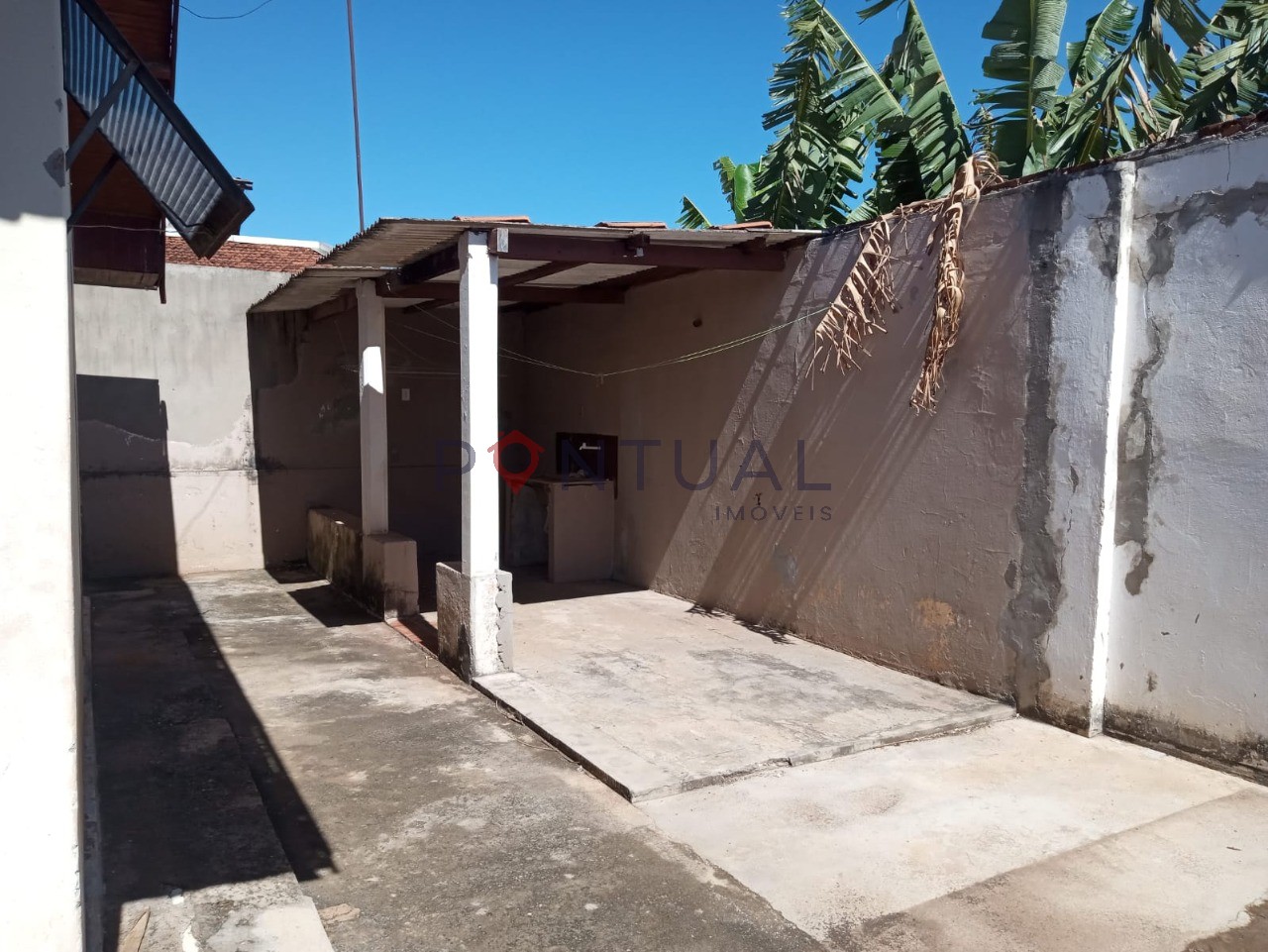 Casa à venda em marília próxima a comércios e ao centro. Com