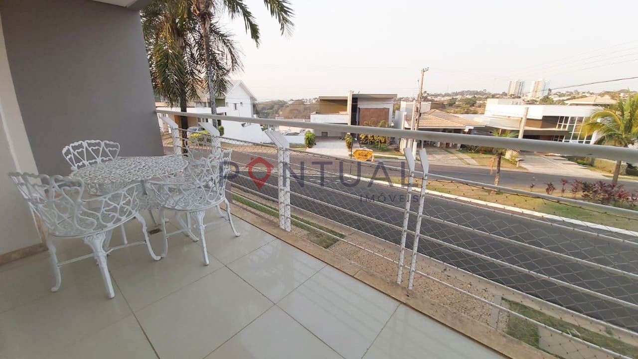 Casa de luxo em condomínio para alugar no Garden Park em Marília. Agende sua visita!