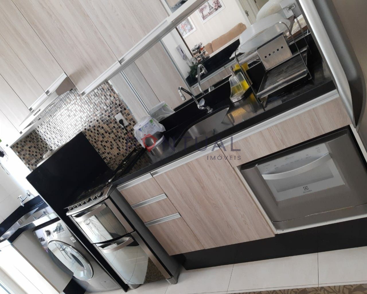 Apartamento à venda no Pátio Esmeralda Fragata Marília 3 dormitórios, suíte, lazer completo ? Negocie na Pontual Imóveis sua imobiliária em Marília