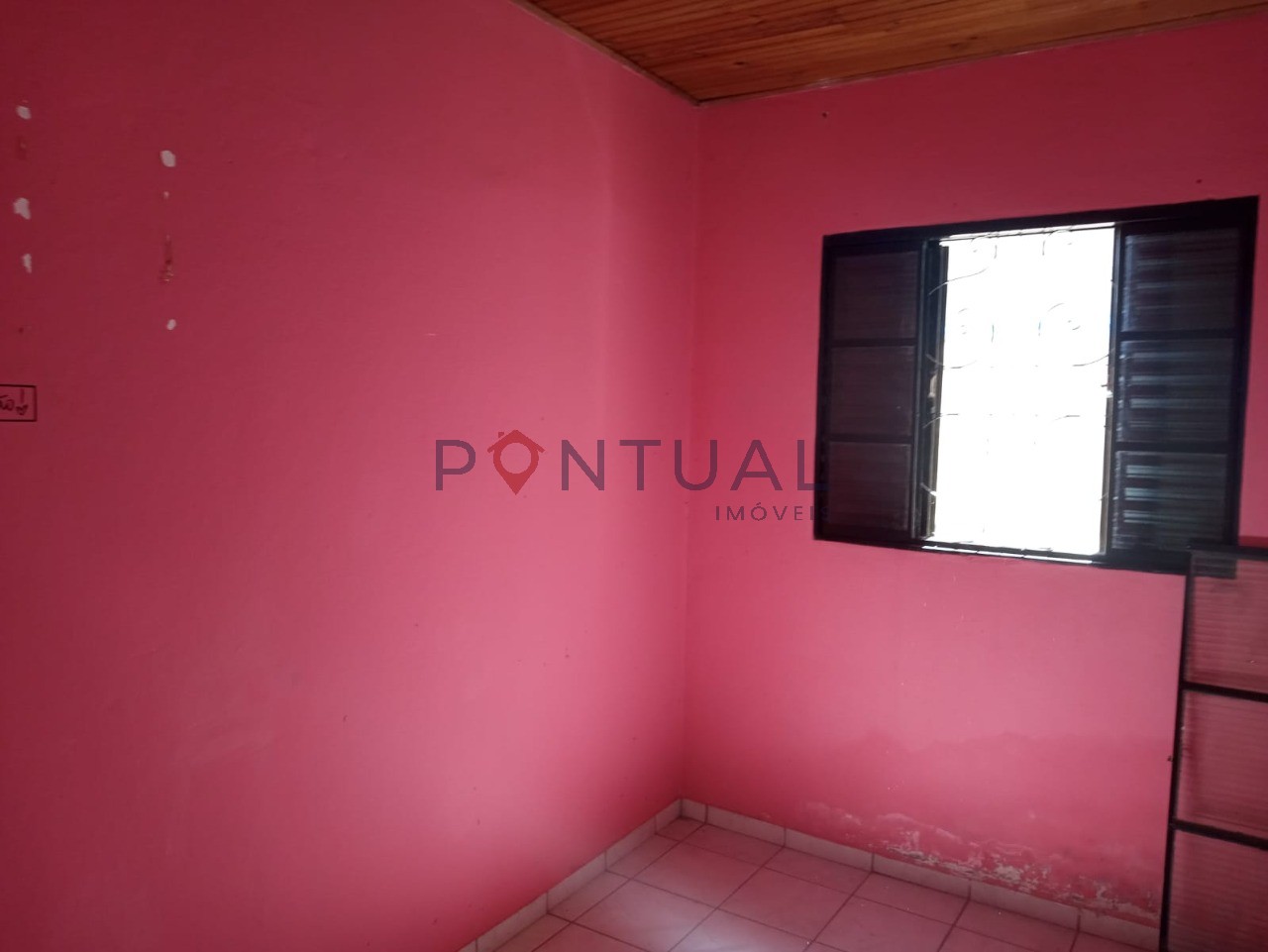 Casa à venda em marília próxima a comércios e ao centro. Com