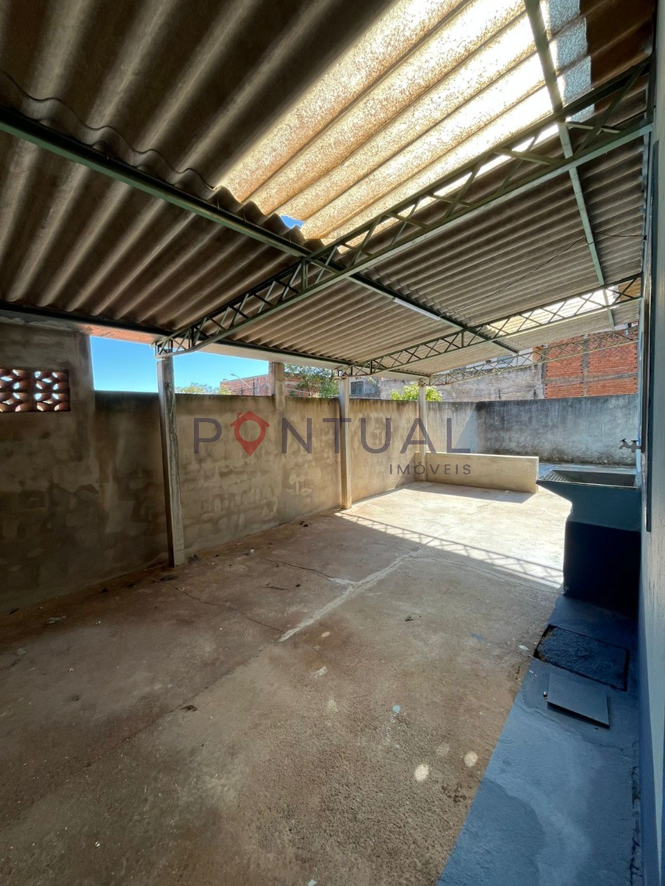 Casa para alugar em marília-sp no bairro jânio quadros.visit