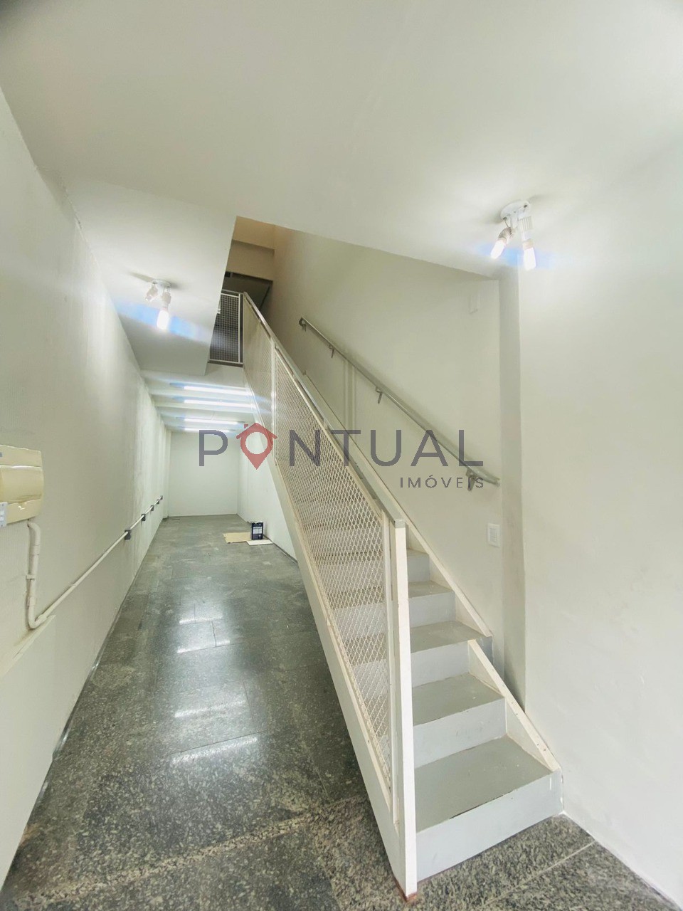 Salão Comercial de Excelente Localização no Centro de Marília-SP.