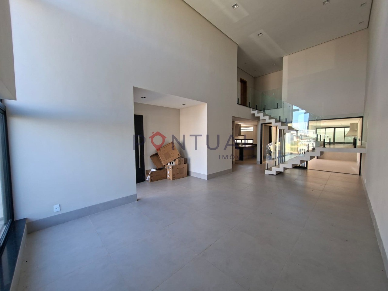 Casa para alugar jardins de renoir marília 3 suítes piscina 