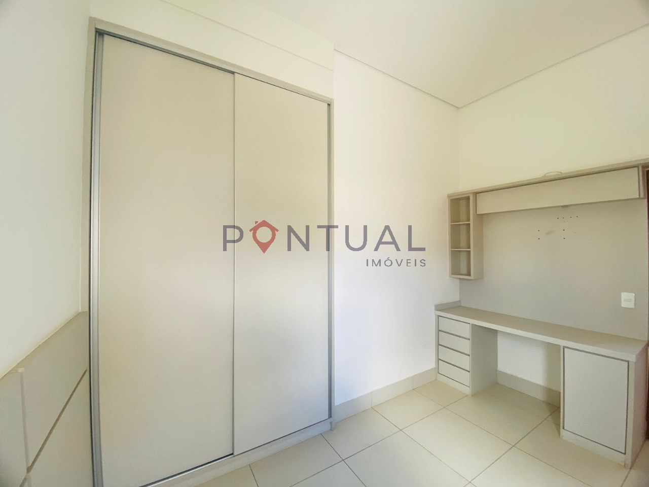 Magnífica casa para Alugar no Bairro Parque das Esmeraldas II em Marília-SP