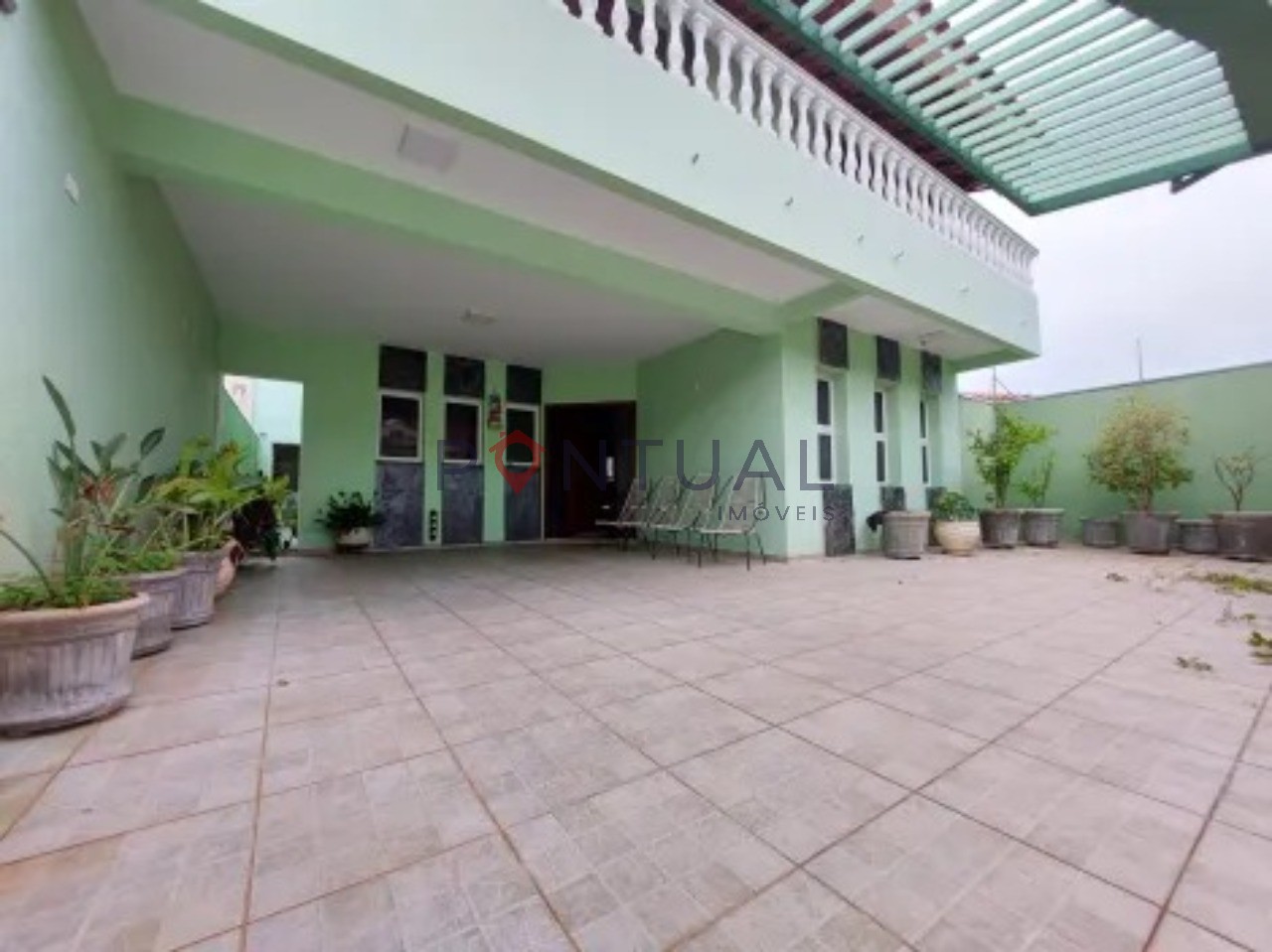Casa à venda e alugar em marília no bairro jardim itaipu.