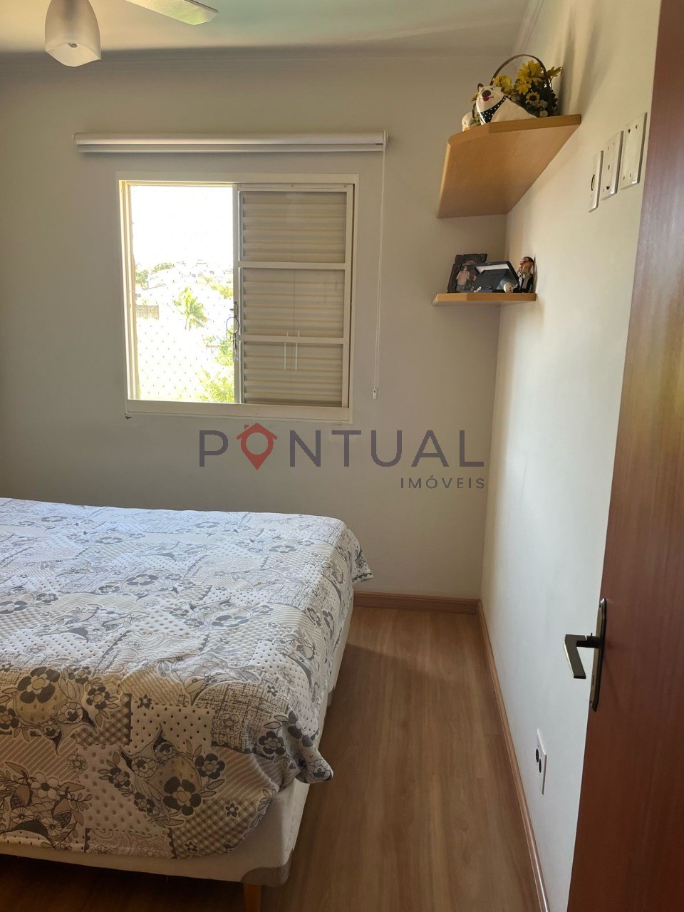 Apartamento à venda no jardim cristo rei marília 3 dormitóri