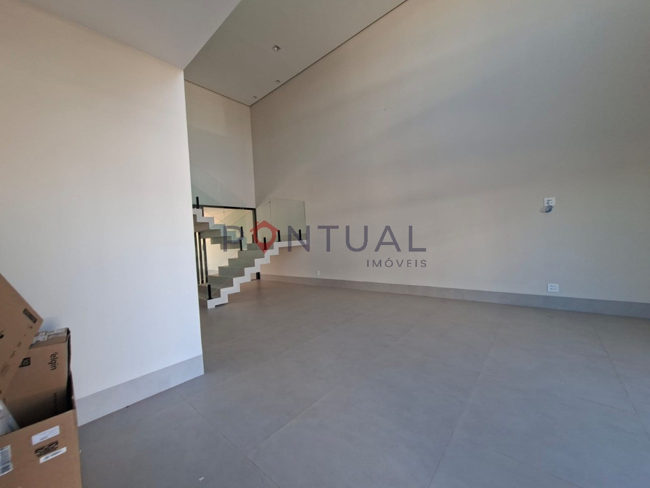 Casa para alugar jardins de renoir marília 3 suítes piscina 