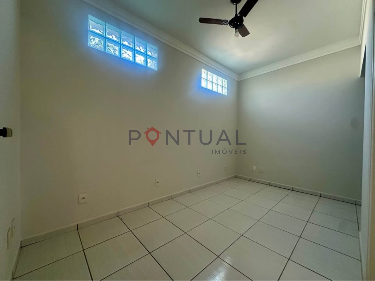 Casa à venda em marília no condomínio residencial girassóis