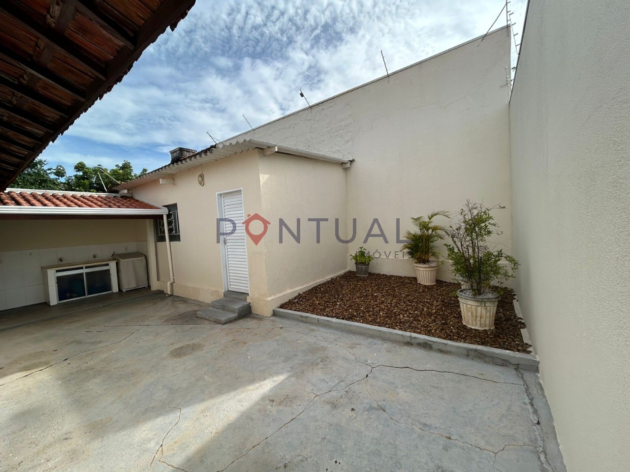 Casa 3 Quartos à Venda Marília SP - Jardim Bela Vista. Aceita Financiamento - Pontual Imóveis, sua imobiliária em Marília. Agende sua Visita!