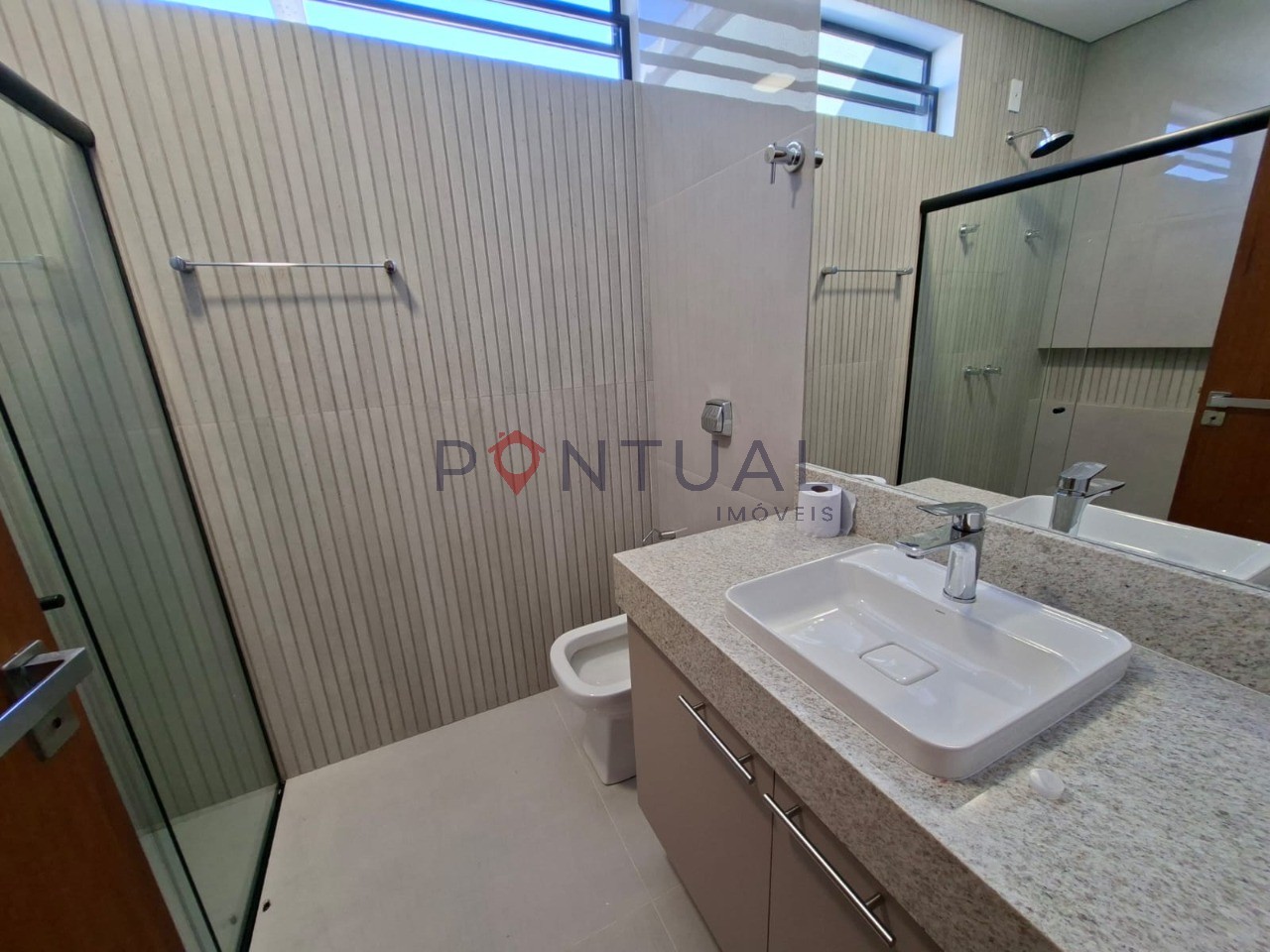 Casa para alugar Jardins de Renoir Marília 3 suítes piscina R$ 9.800 aceita negociação - Pontual Imóveis sua imobiliária em Marília de confiança!