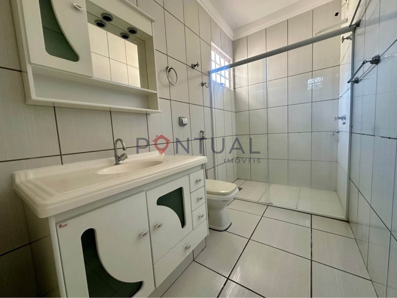 Casa à Venda em Marília no Condomínio Residencial Girassóis