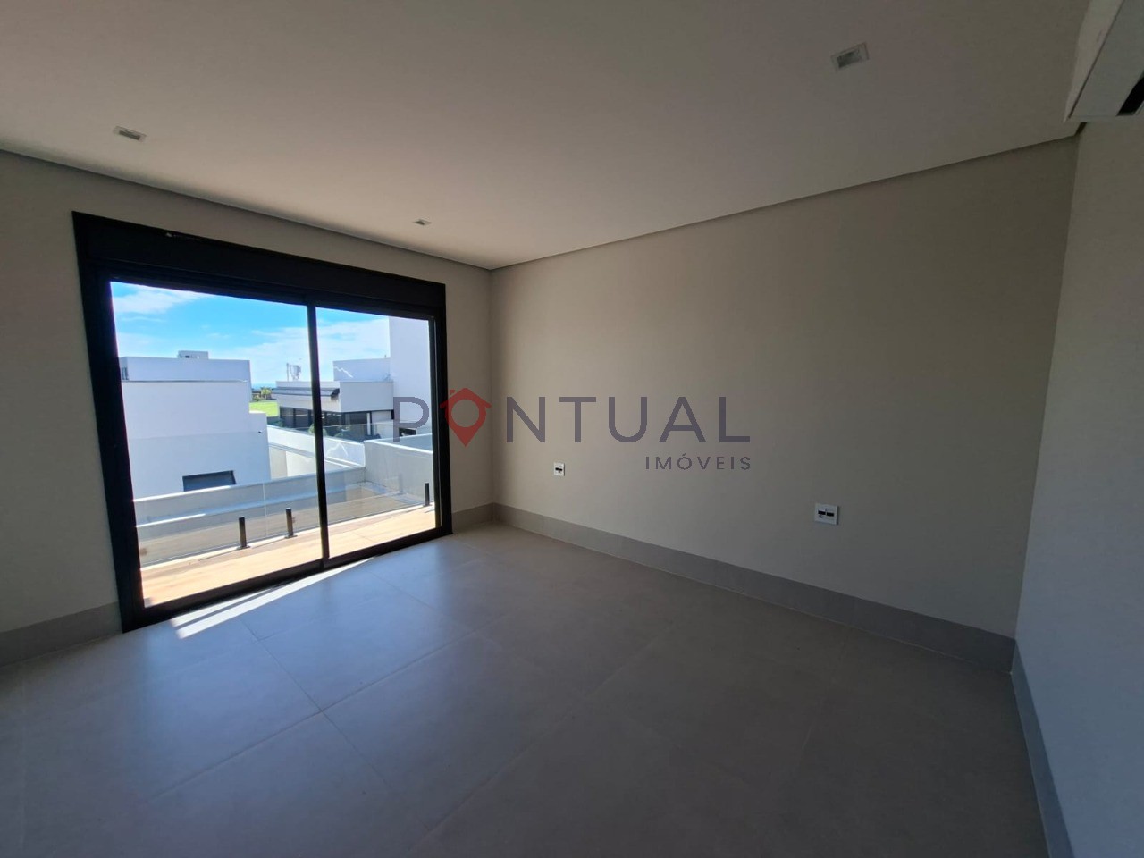 Casa para alugar jardins de renoir marília 3 suítes piscina 