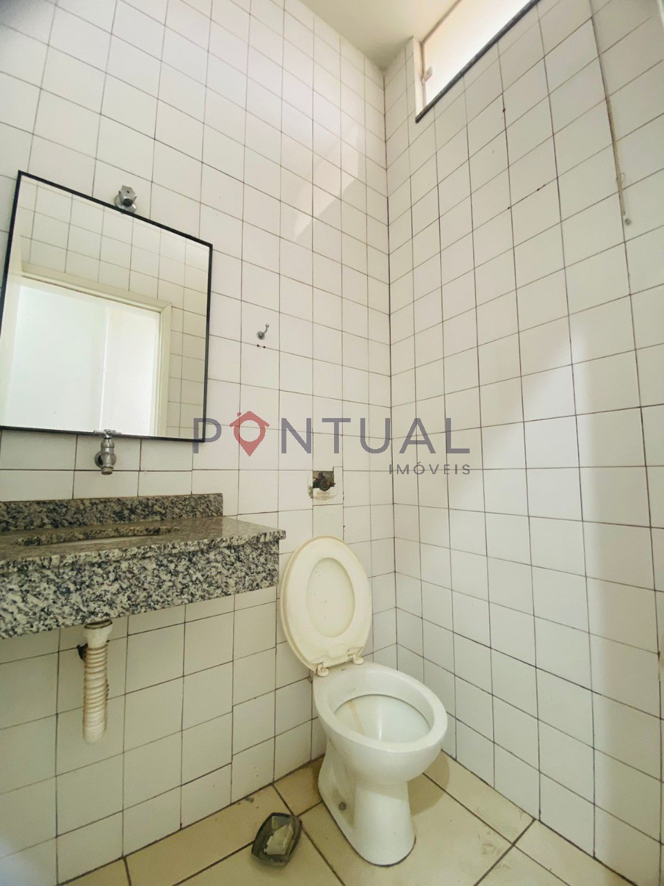 Salão Comercial de Excelente Localização no Centro de Marília-SP.