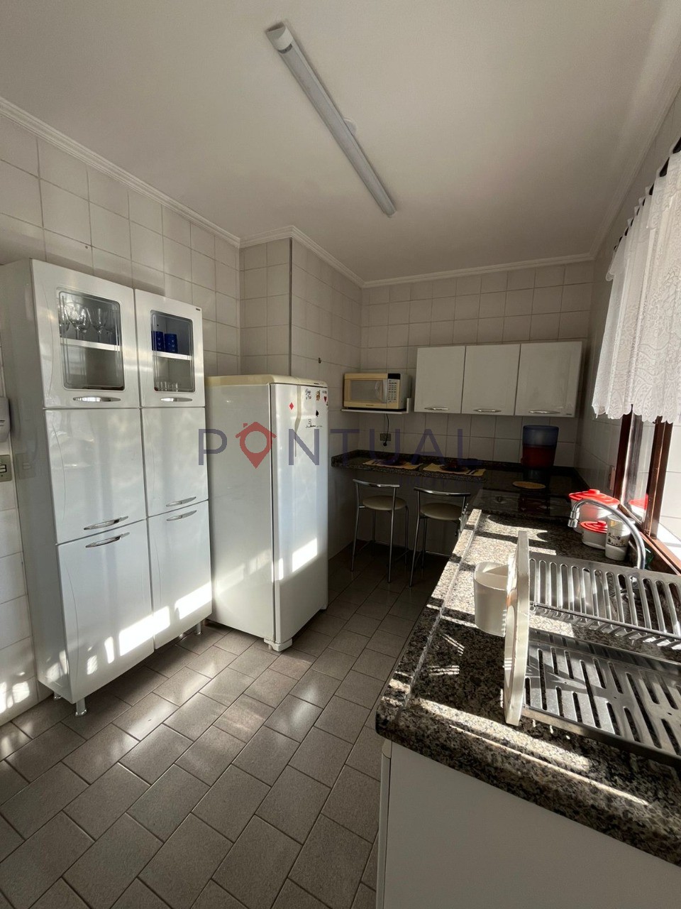 Apartamento para alugar no Centro, Marília-SP 1 Dorm Mobiliado Agende uma visita! Pontual Imóveis sua imobiliária em Marília.