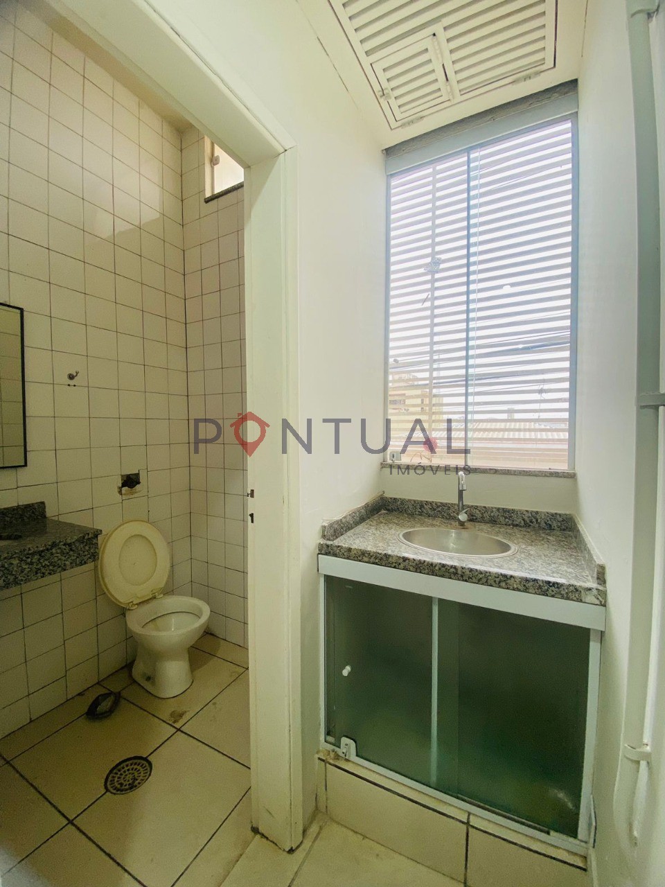 Salão Comercial de Excelente Localização no Centro de Marília-SP.