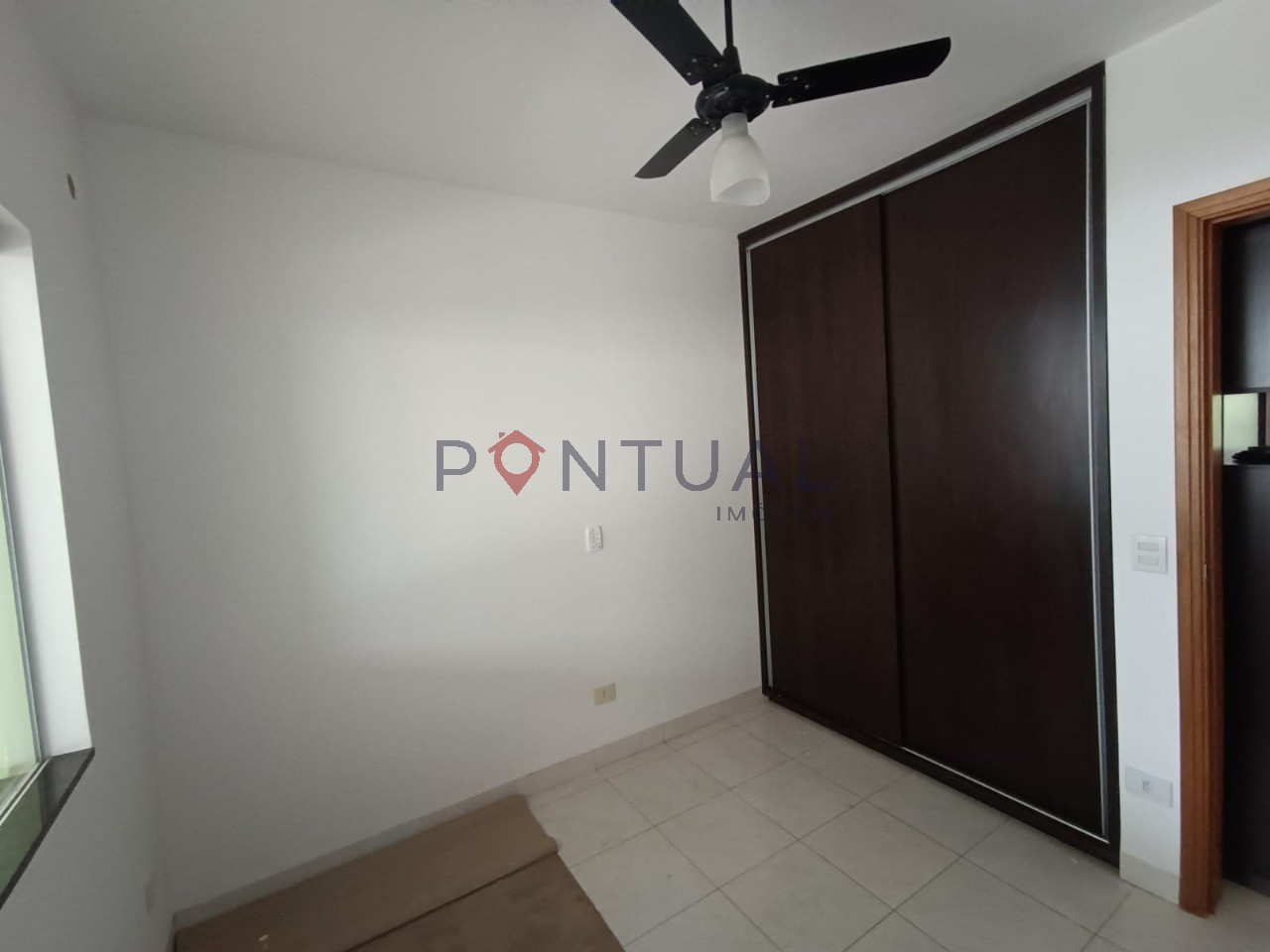 Casa aluguel marília de 3 quartos no banzato - R$ 1.600/mês 