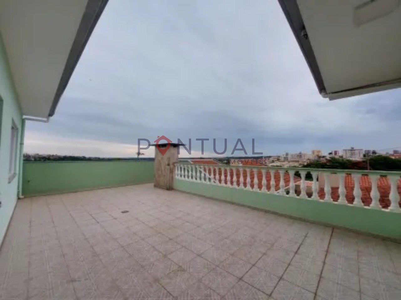 Casa à venda e alugar em marília no bairro jardim itaipu.