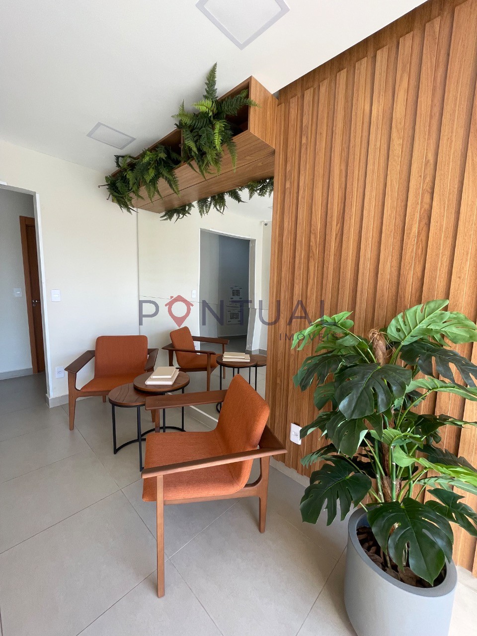 Apartamento para alugar no cristo rei segurança e lazer mude