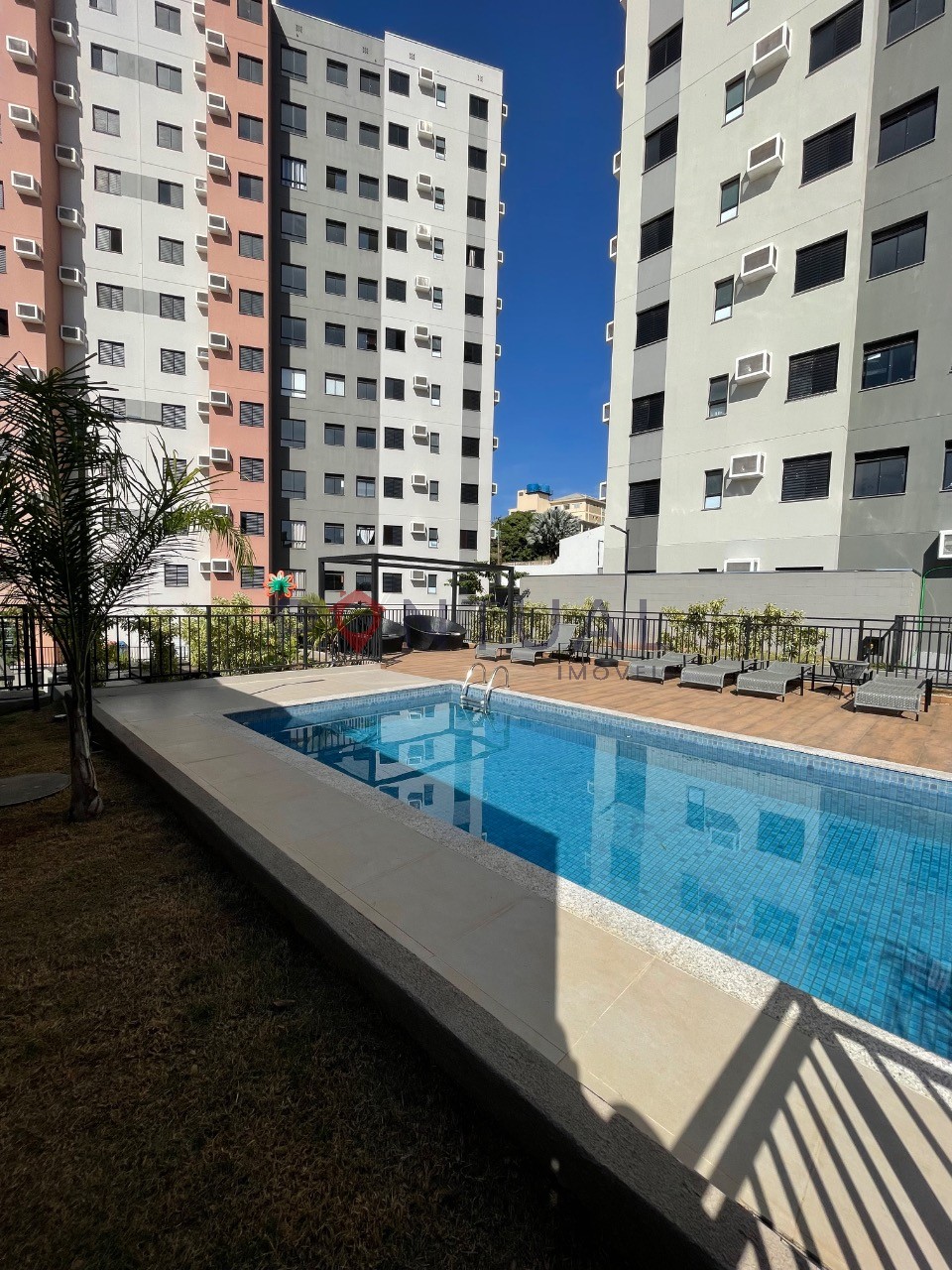 Apartamento para alugar no cristo rei segurança e lazer mude