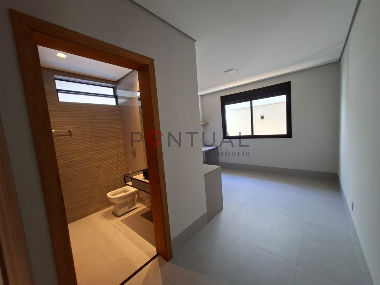 Casa para alugar Jardins de Renoir Marília 3 suítes piscina R$ 9.800 aceita negociação - Pontual Imóveis sua imobiliária em Marília de confiança!