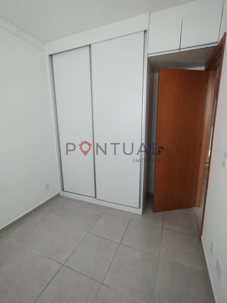 Apartamento à venda em marília no cond. Parque madri, 2 quar