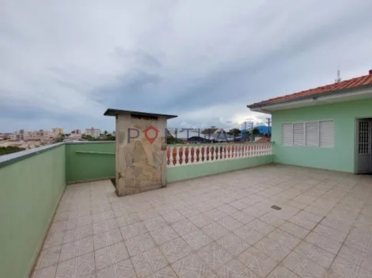 Casa à venda e alugar em marília no bairro jardim itaipu.