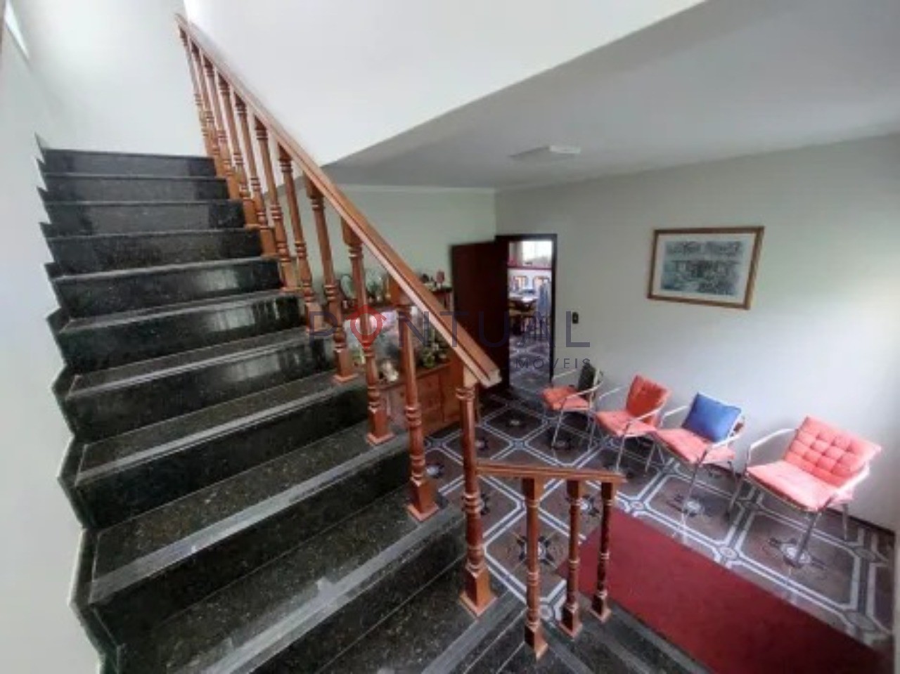 Casa à Venda e alugar em Marília no Bairro Jardim Itaipu.