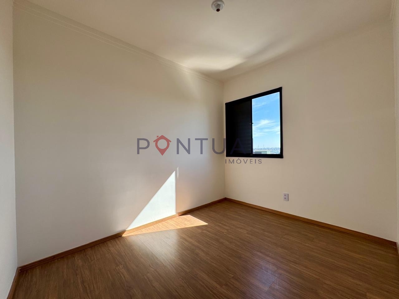 Apartamento para Alugar no Reserva Florada