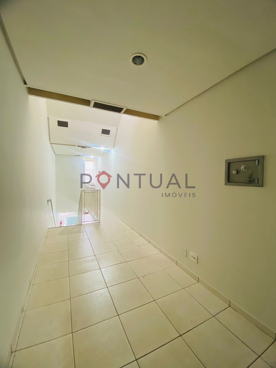 Salão Comercial de Excelente Localização no Centro de Marília-SP.