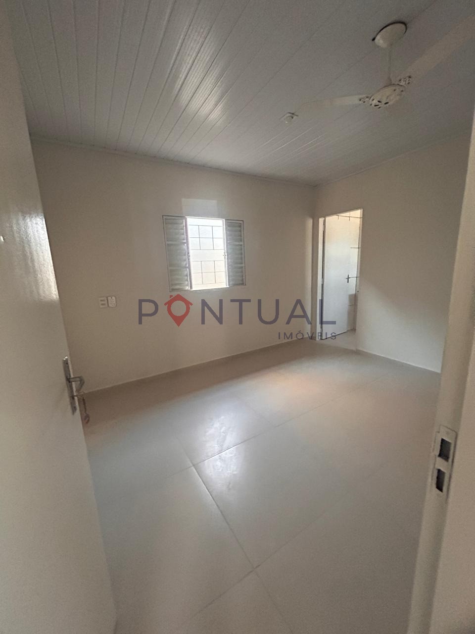 Casa à Venda no Palmital em Marília SP - 3 Quartos com Edícula - Aceita Negociação - Agende Visita com a Pontual Imóveis, sua imobiliária em Marília!