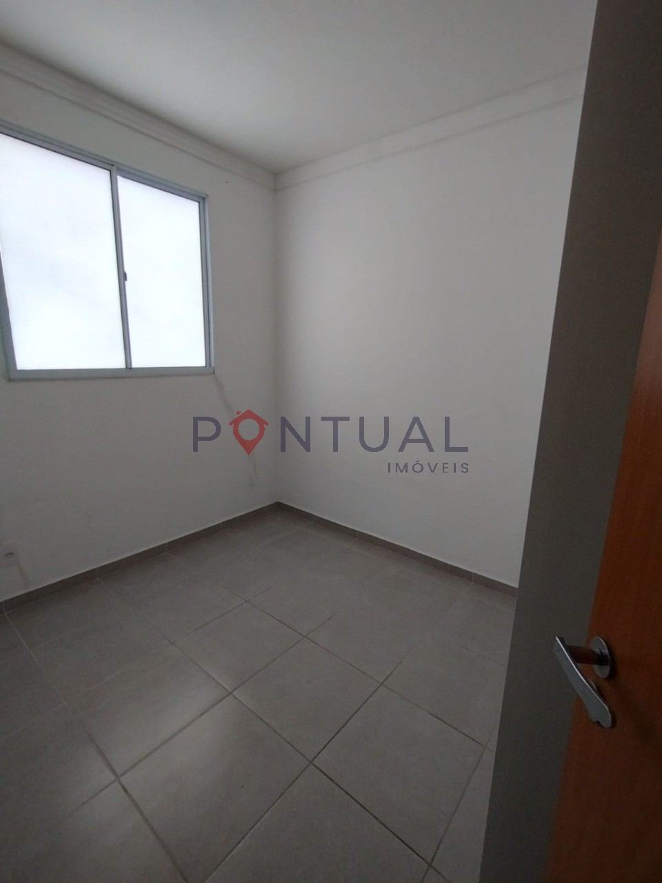 Apartamento à venda em marília no cond. Parque madri, 2 quar