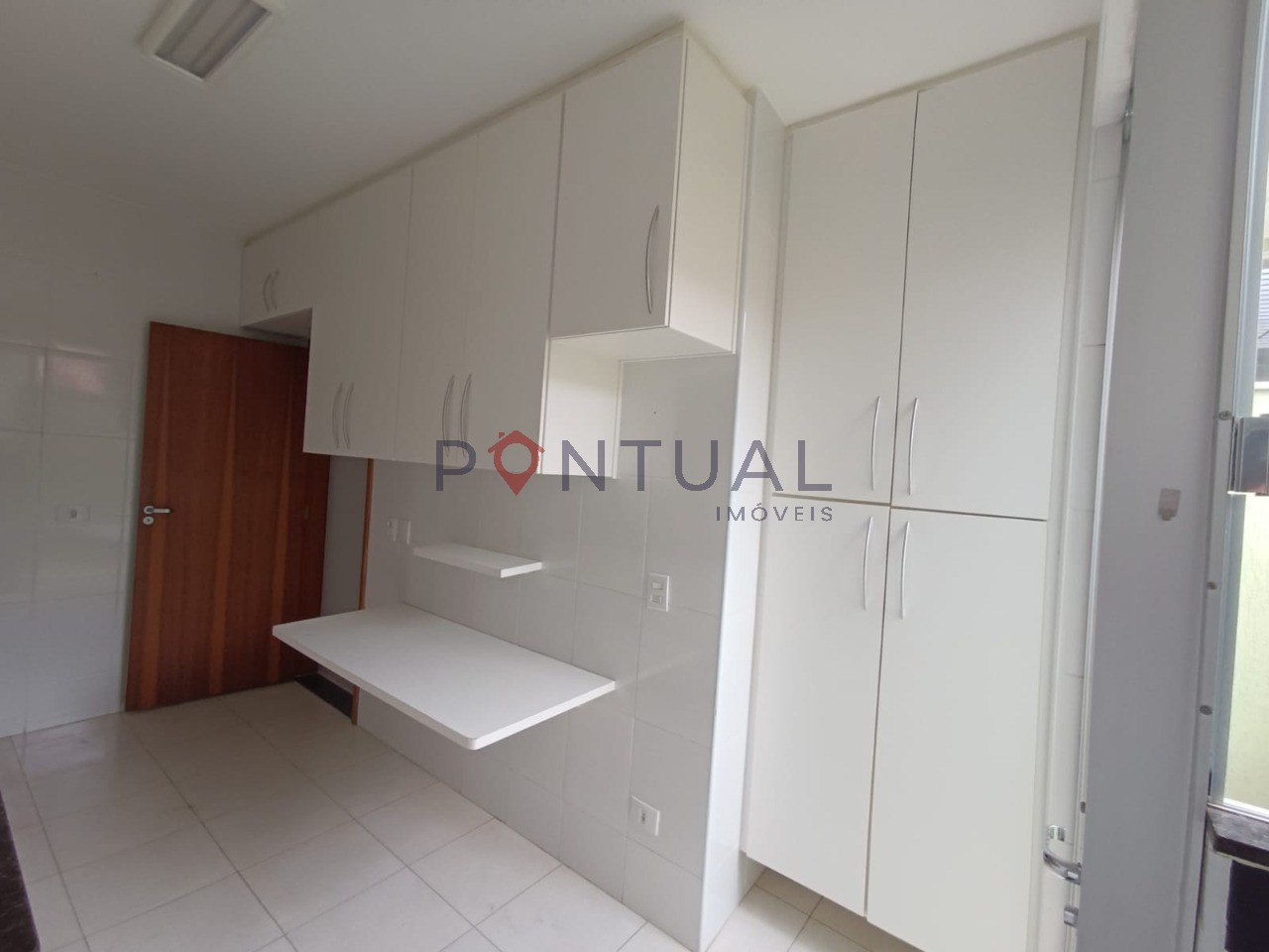 Casa aluguel marília de 3 quartos no banzato - R$ 1.600/mês 
