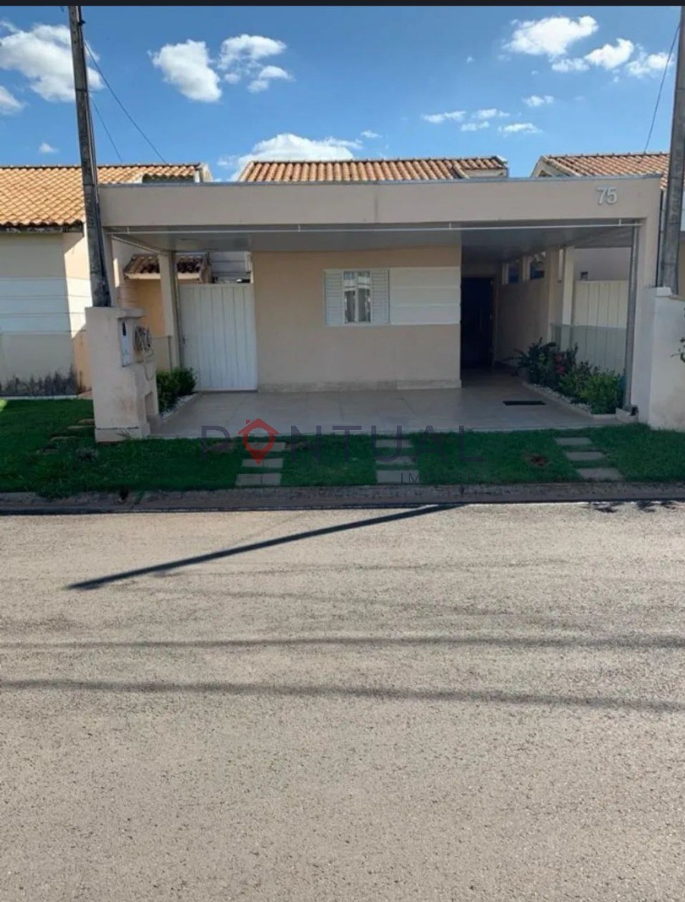 Linda casa em condomínio para alugar em marília-condomínio a