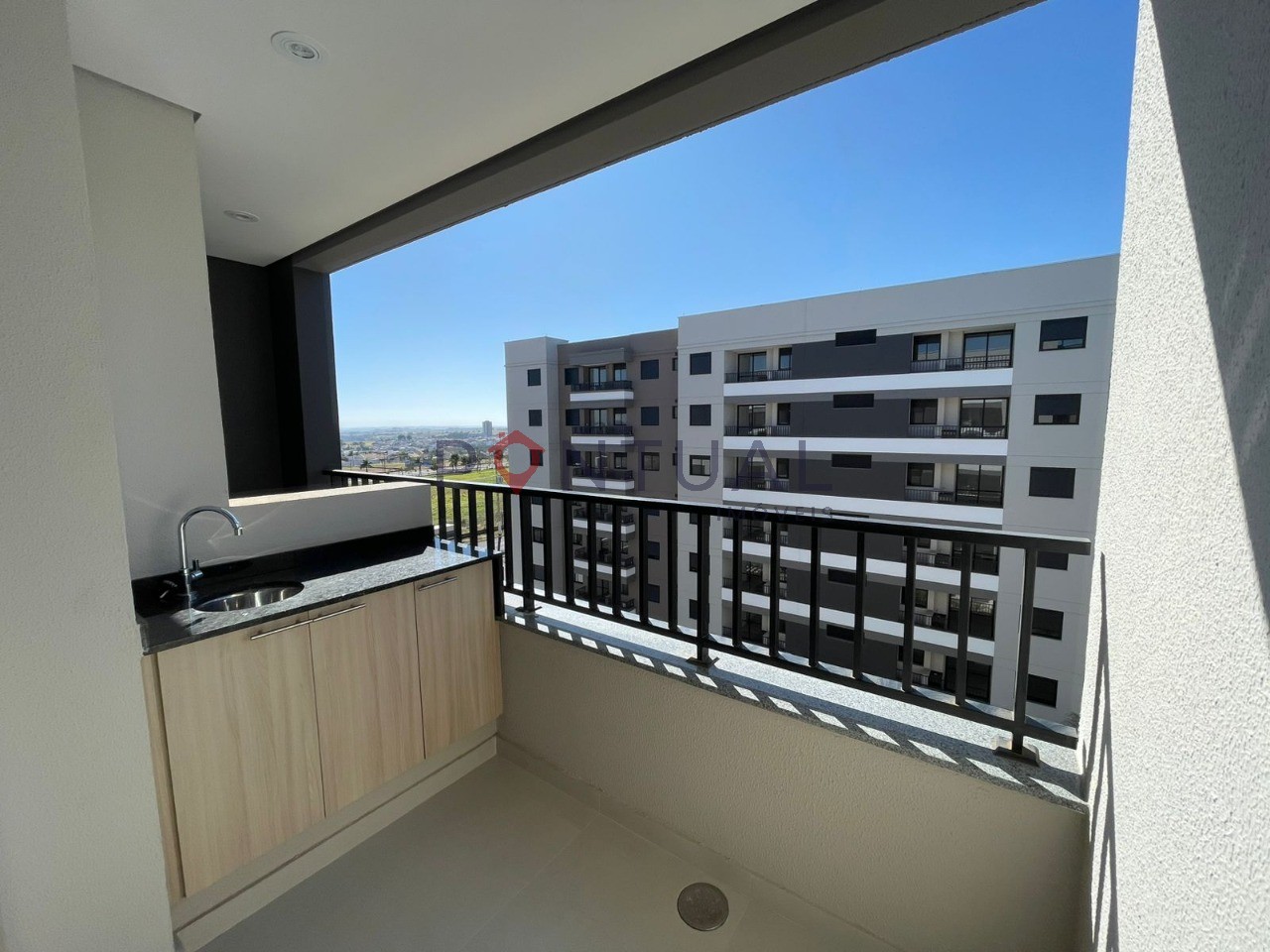 Locação de Apartamento de Luxo no Parque das Industrias - Marília-SP: 2 Quartos, 1 Suíte, Varanda Gourmet - Visite já!