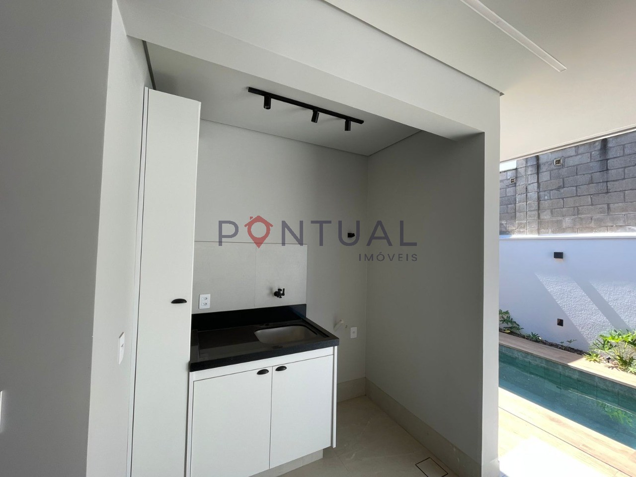 Casa à Venda em Marília no Condomínio Verana Parque Alvorada
