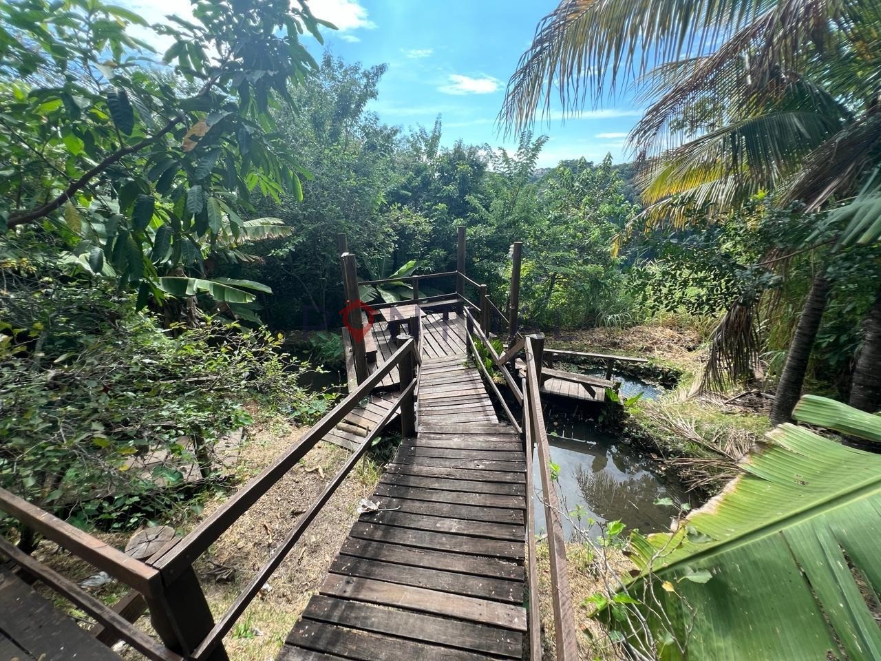 Casa de Luxo no Condomínio Garden Park em Marília-SP: 5 Quartos, 5 Suítes, Piscina, Lago, Área Verde! Venha se encantar!