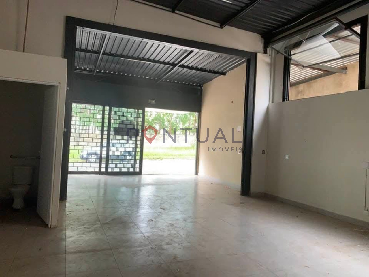 Salão comercial para alugar na av. Principal de terra verde 