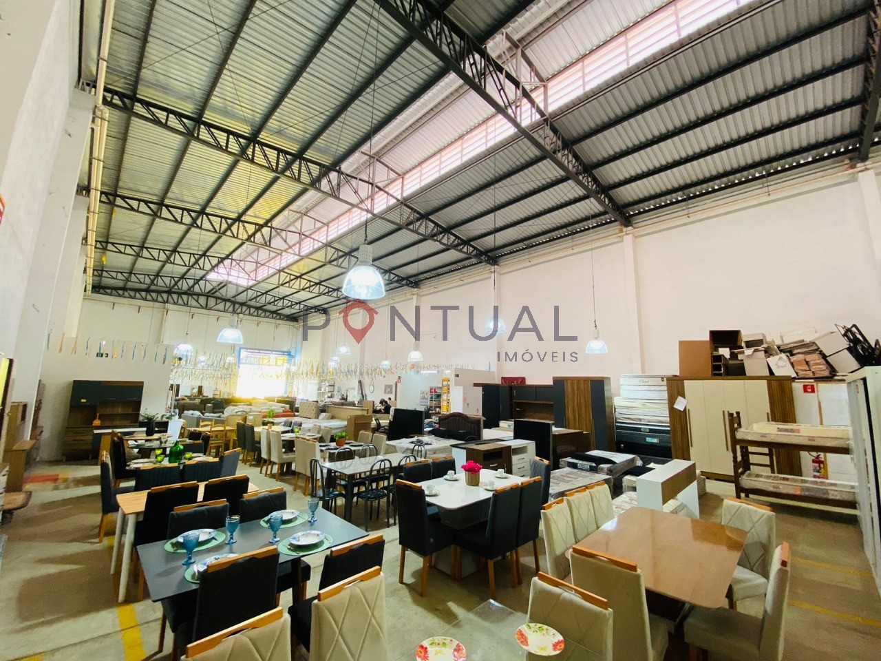 Aluguel de barracão comercial no distrito industrial santo b