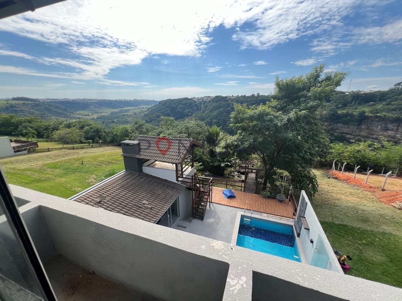 Casa de luxo no condomínio garden park em marília-sp: 5 quar