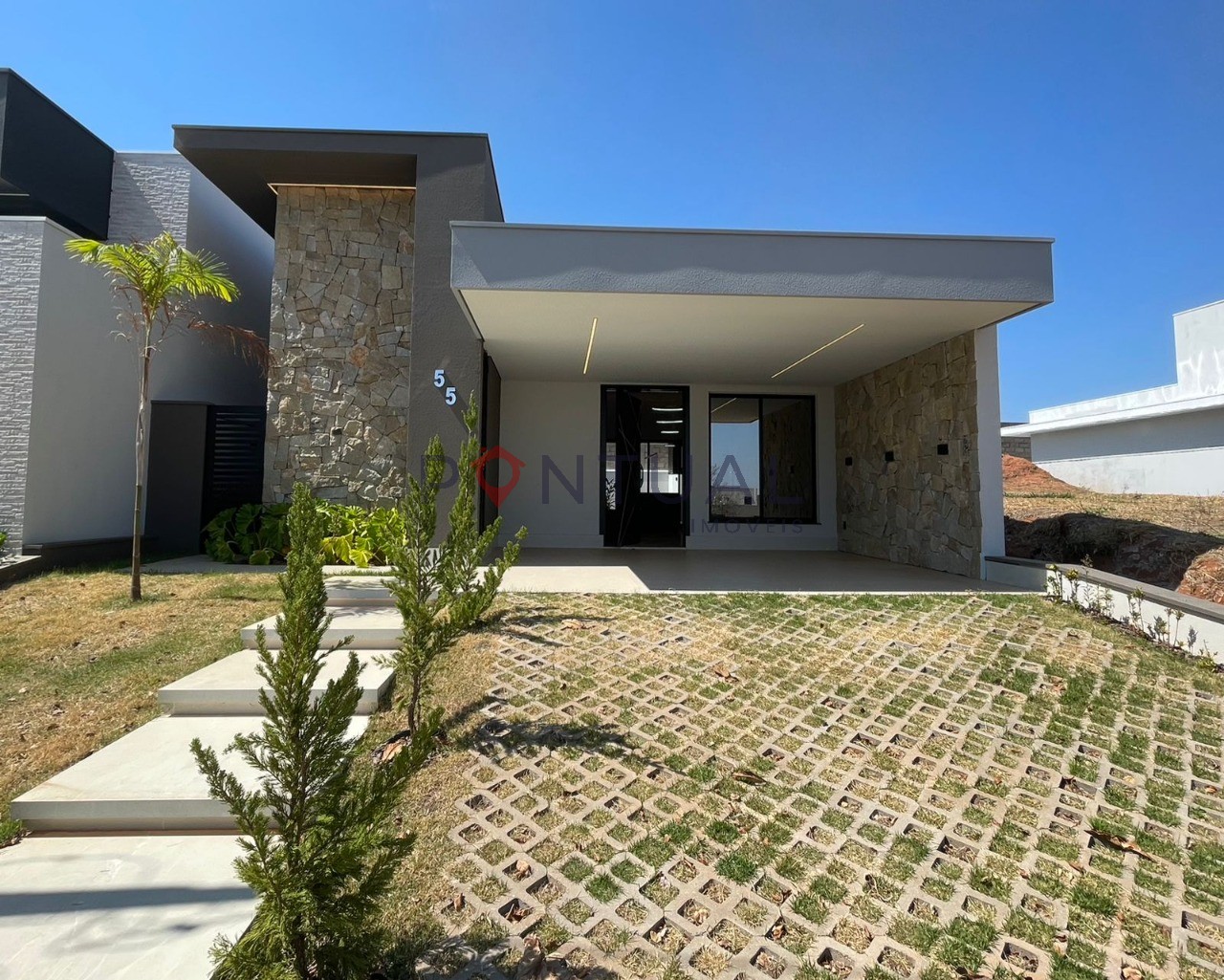 Casa à Venda em Marília no Condomínio Verana Parque Alvorada